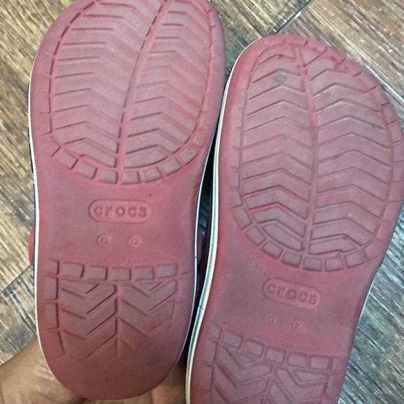 Crocs for small girl - Picture 3 of 5